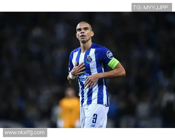 足球球星性格分析:从场上表现看他们的内心世界与个性特征